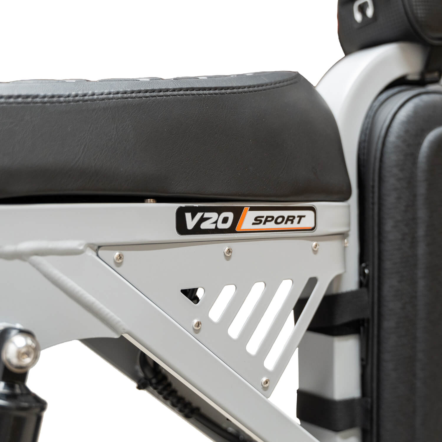 CrossBoss • V20 Sport Nardo Grey Special Edition (11)