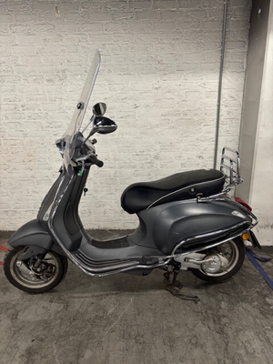 Vespa • Vespa - VESPA SPRINT (snor) (4)