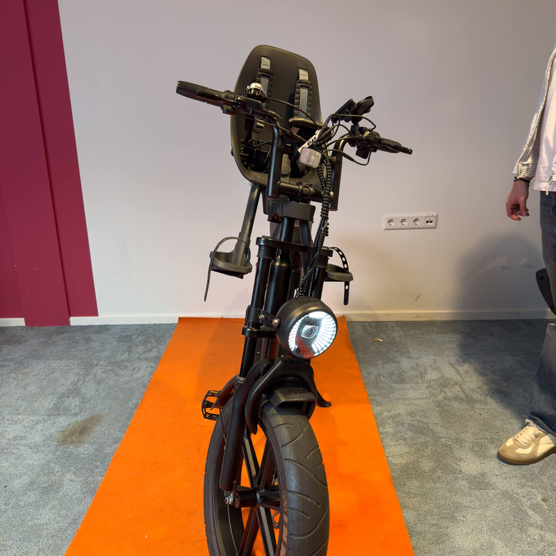 La Souris • V20 Pro Comfort Black Family Front (2)