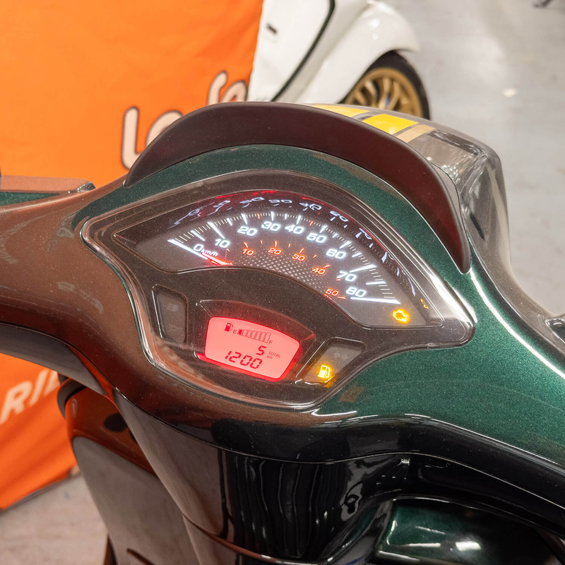 Sprint 50 Racing Sixties British green (1)